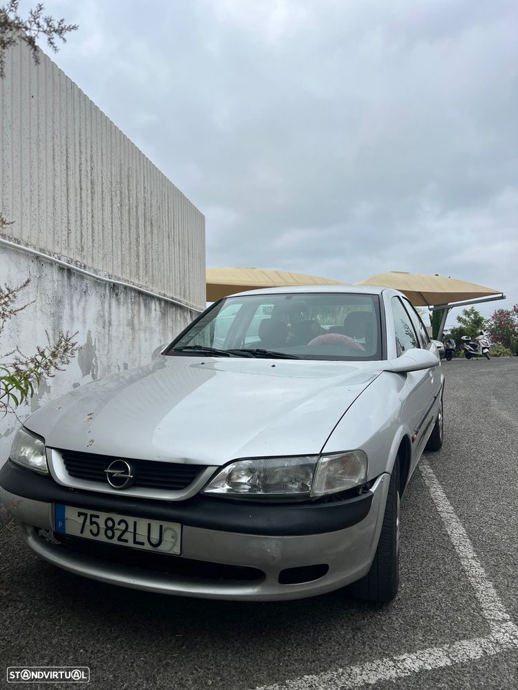 Opel Vectra 2.0 TDi GL - 2