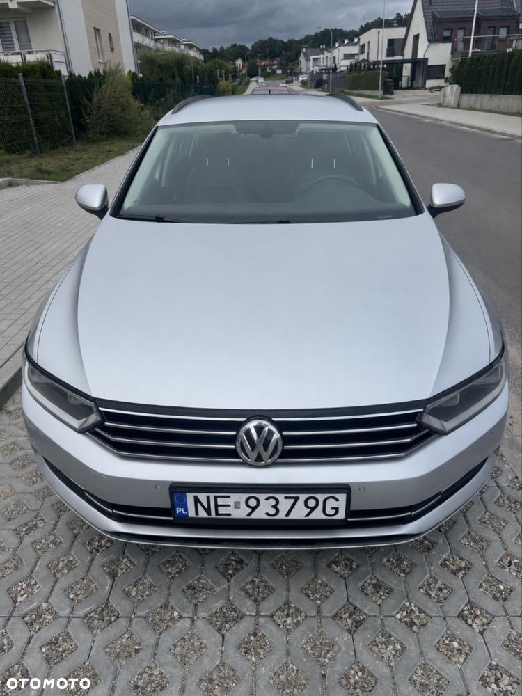 Volkswagen Passat - 2
