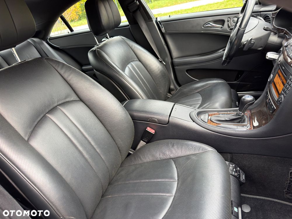 Mercedes-Benz CLS - 31