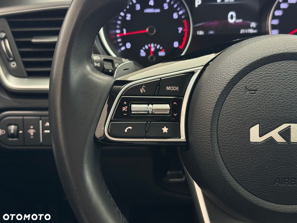 Kia Ceed - 22