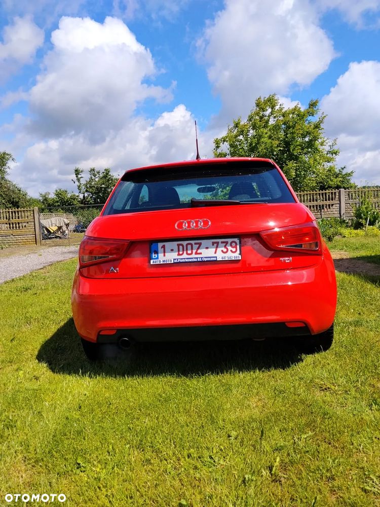 Audi A1 3-drzwiowe 1.6 TDI admired - 4