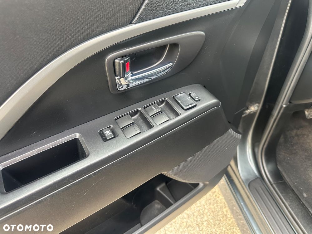 Mazda 5 1.6 MZ-CD Sendo - 36