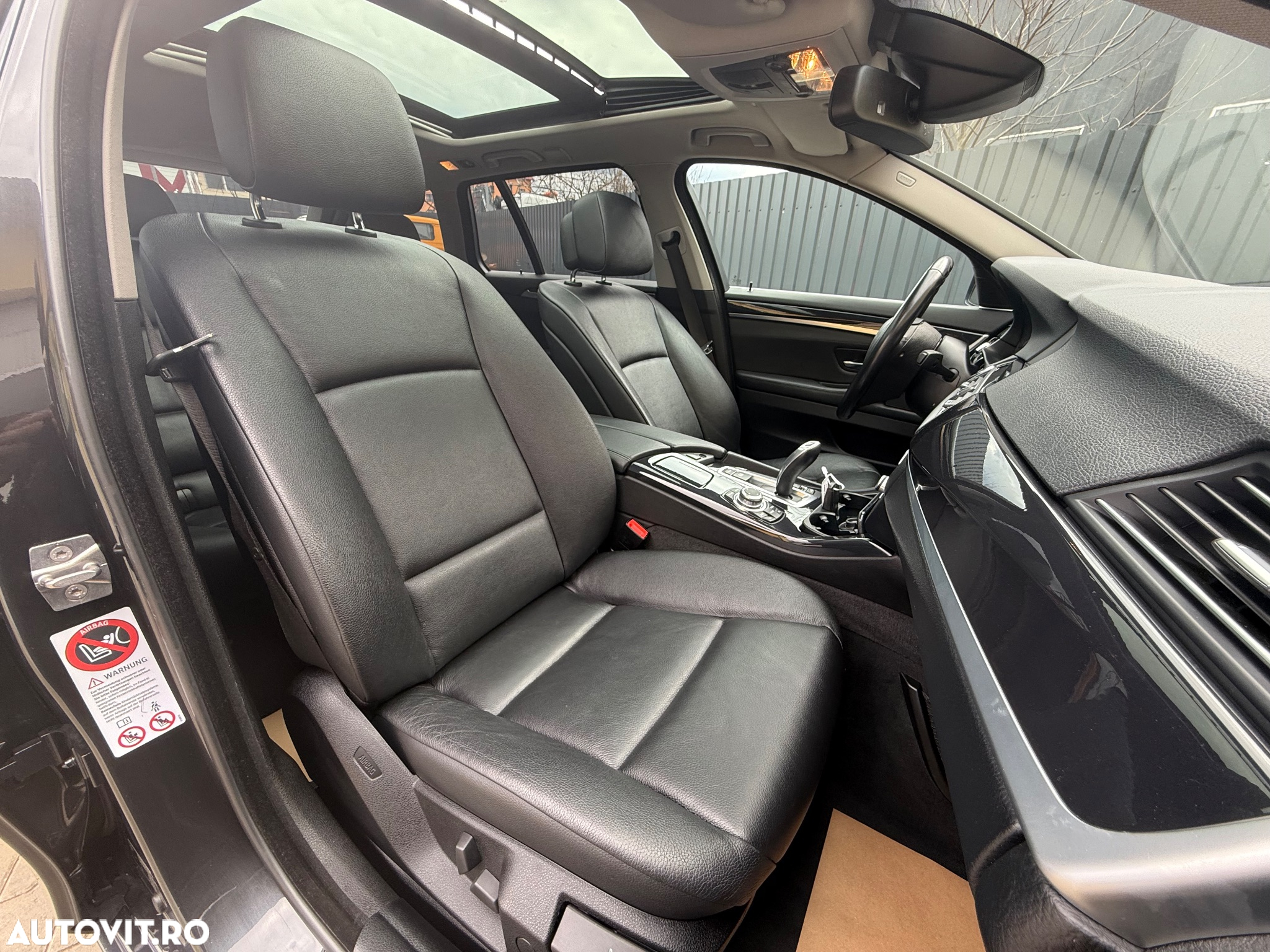 BMW Seria 5 525d Touring Aut. - 8