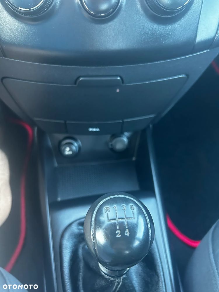 Hyundai i30 1.4 Classic + - 26