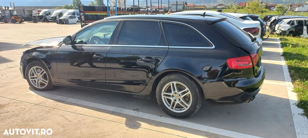 Dezmembram Audi A4 B8 2.0 TDI CAGA - 2