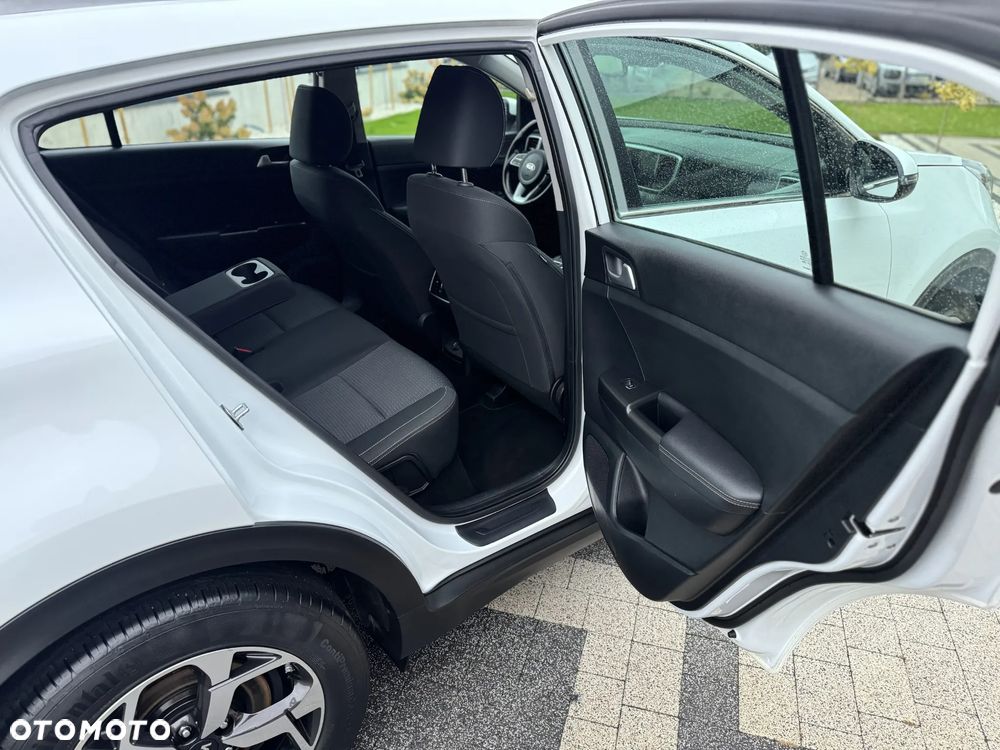 Kia Sportage 1.6 CRDI 2WD Eco-Dynamics+ (48V M-H) DCT Spirit - 33