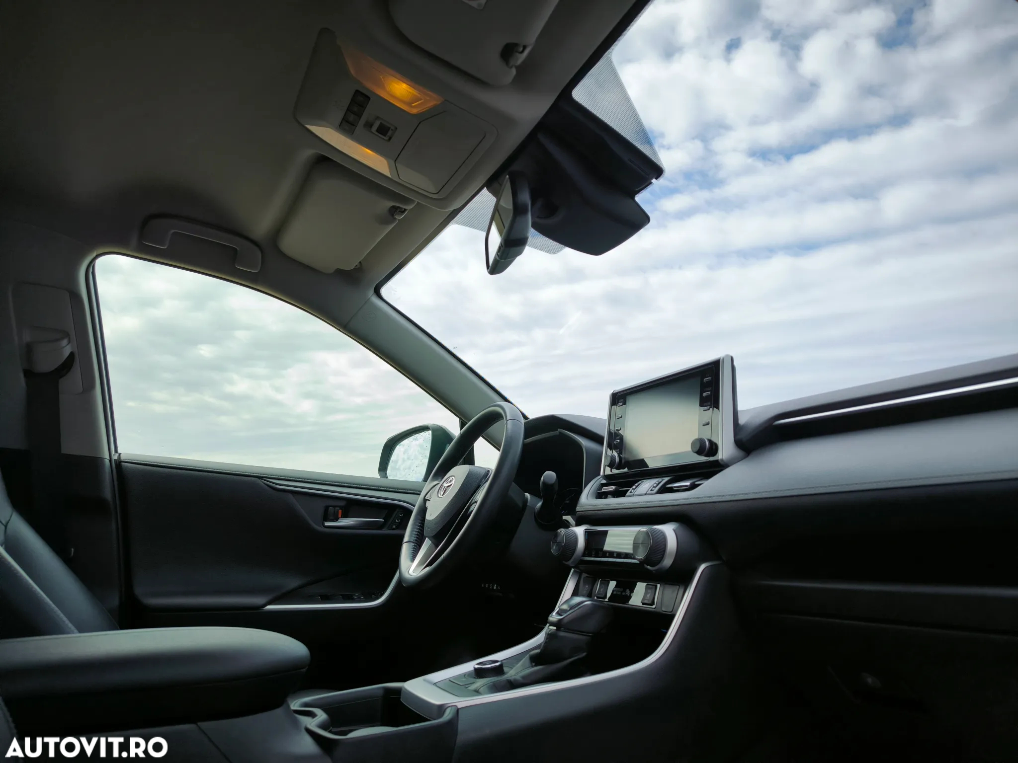 Toyota RAV4 2.5 Hybrid VVT-iE 4x4 Luxury - 10