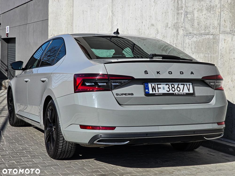 Skoda Superb 2.0 TDI SCR Sportline DSG - 5