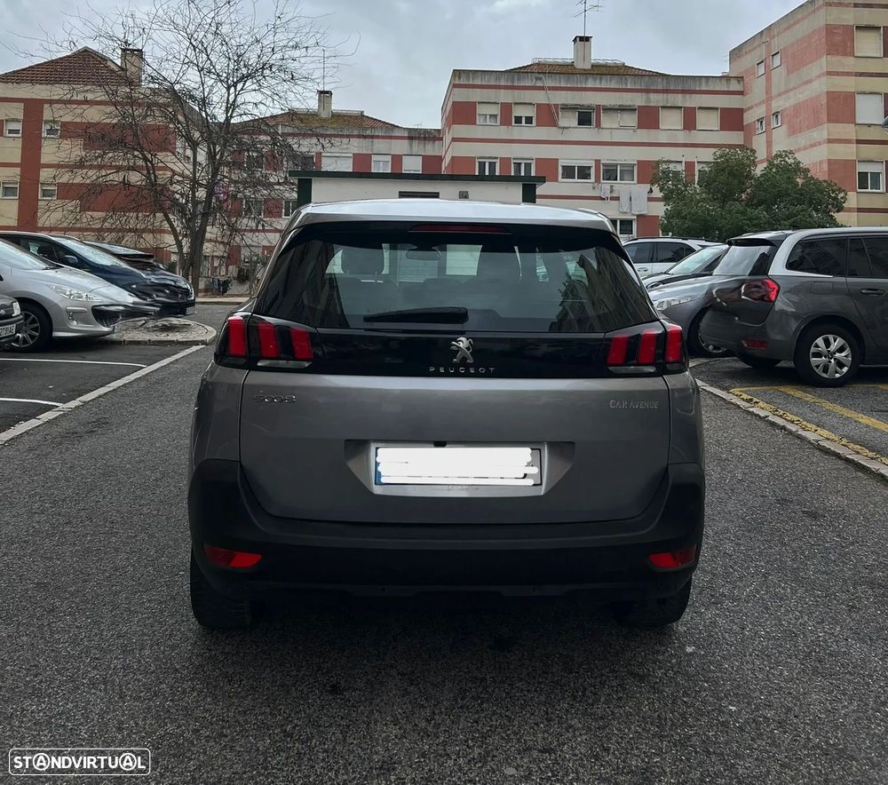Peugeot 5008 1.5 BlueHDi Allure EAT8 - 4