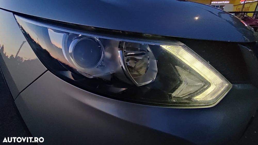 Nissan Qashqai 1.6 DCI N-Connecta - 21