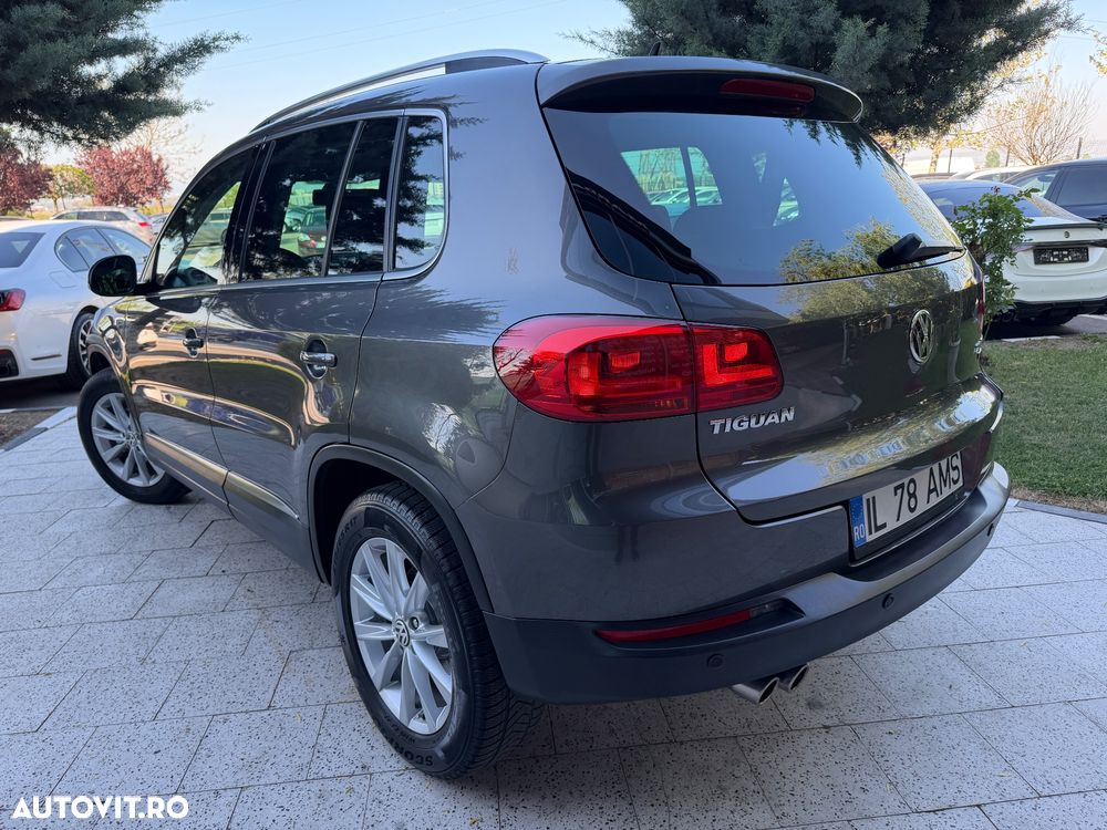 Volkswagen Tiguan 2.0 TDI DPF 4Motion BlueMotion Technology DSG Sport & Style - 16