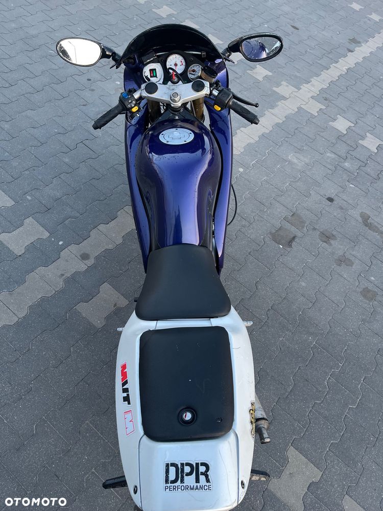 Yamaha TZR - 9