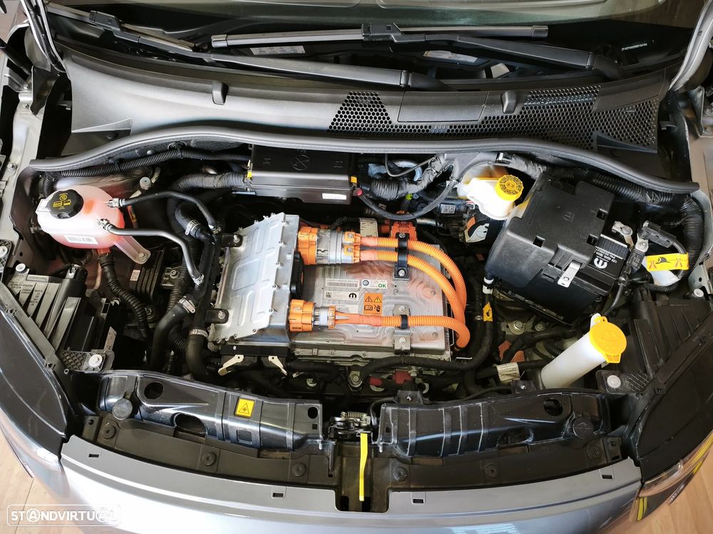 Fiat 500e 23,8kWh Red - 19