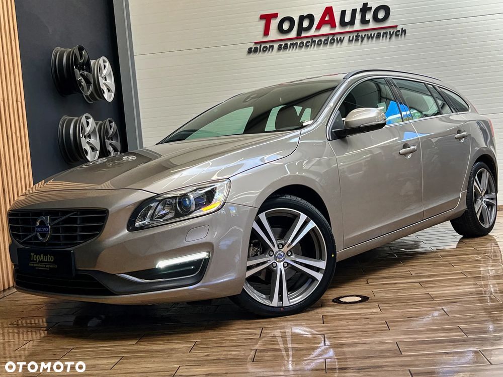 Volvo V60 D4 Geartronic Summum - 1