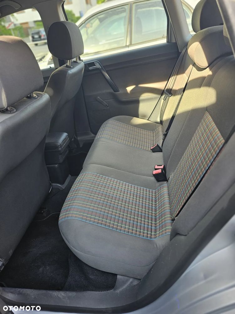 Volkswagen Polo 1.4 Comfortline - 14