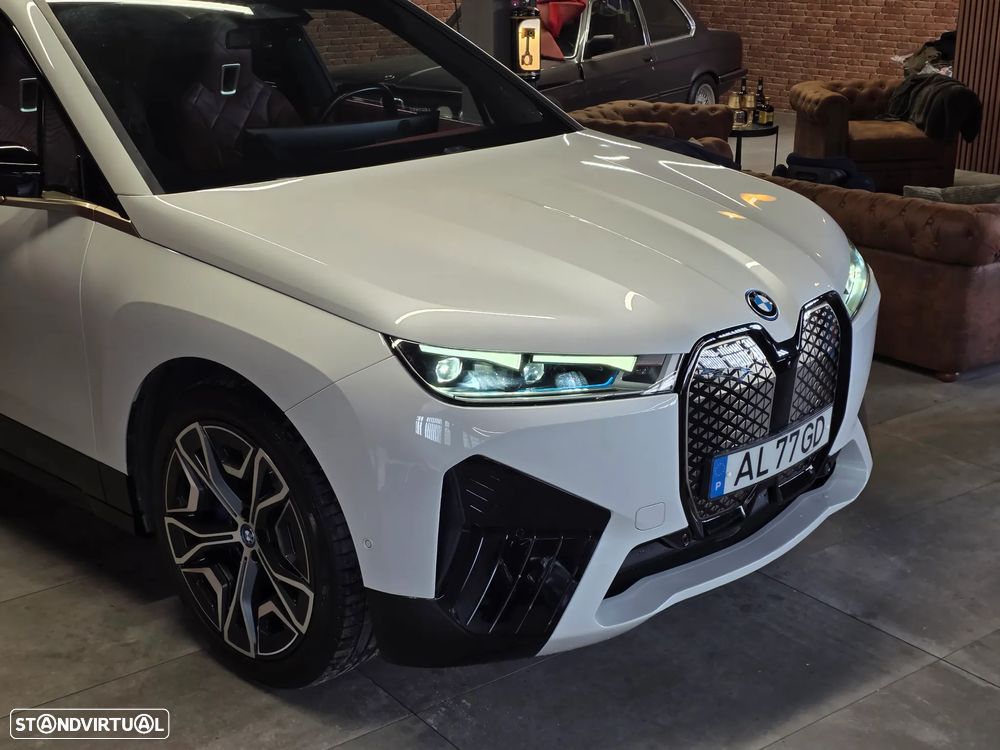 BMW iX xDrive 40 Pack Desportivo - 55