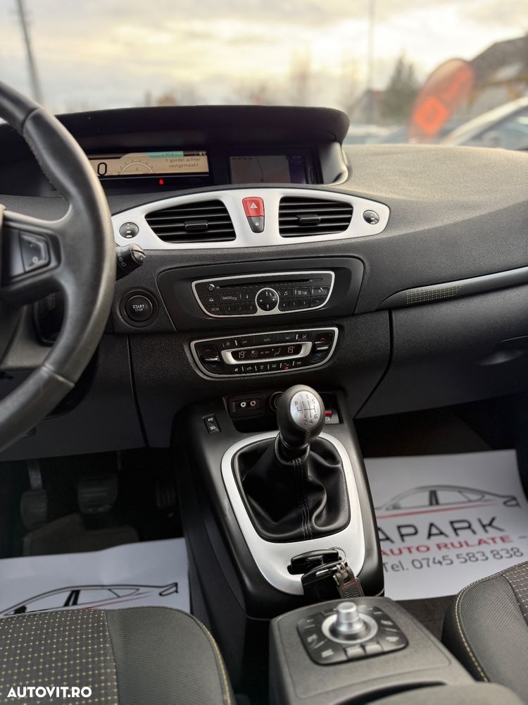 Renault Scenic TCe 130 Luxe - 12