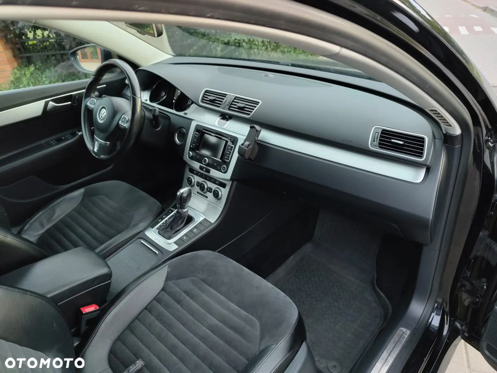 Volkswagen Passat 2.0 TDI DSG BlueMotion Technology Highline - 11