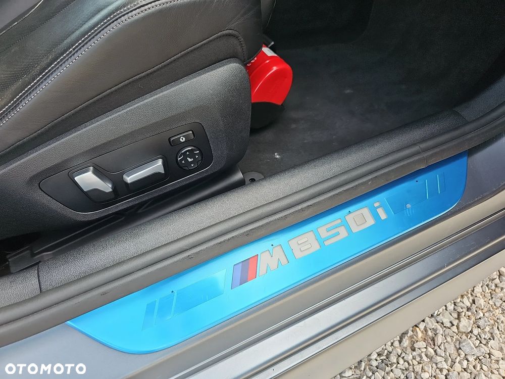 BMW Seria 8 M850i xDrive - 24