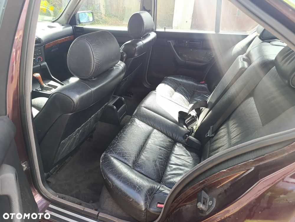 BMW Seria 5 520i - 30