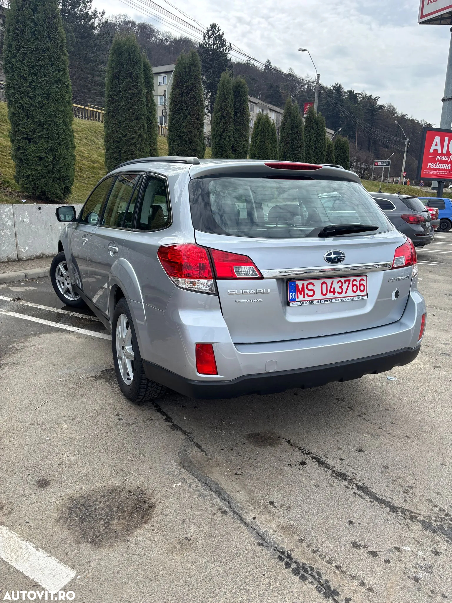 Subaru Outback - 3