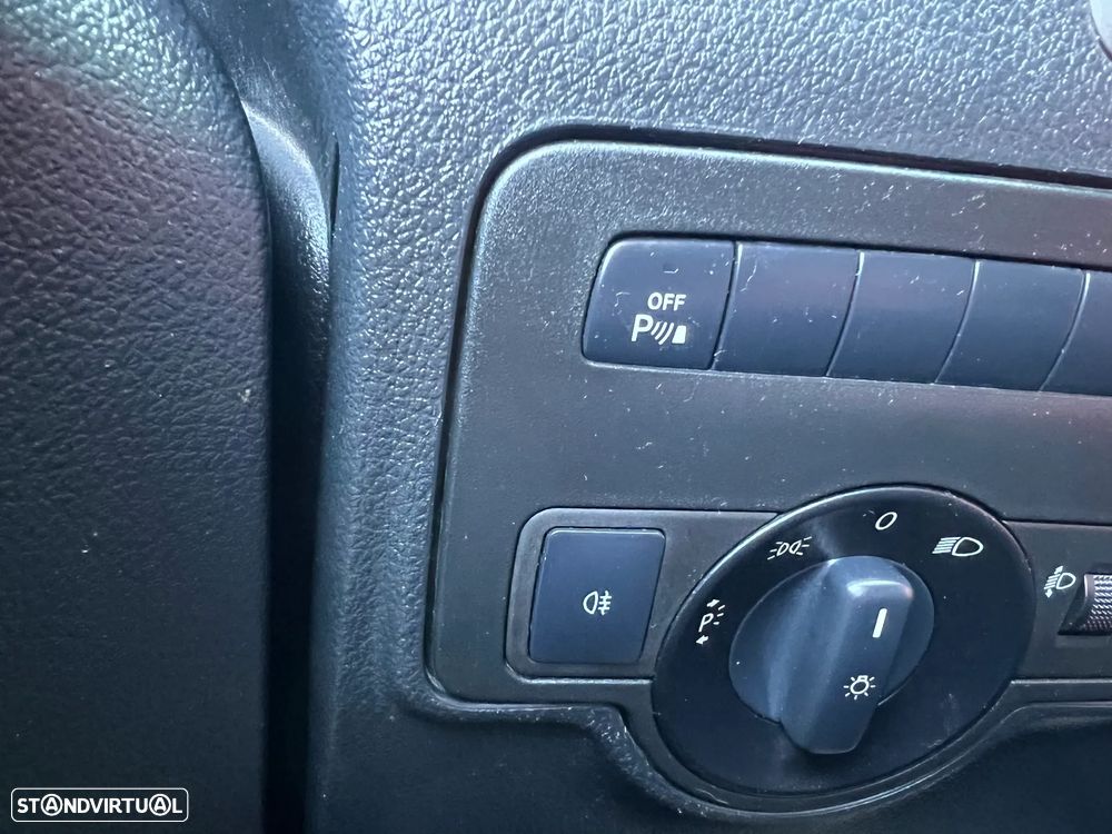 Mercedes-Benz 116 Extra Longa - 26