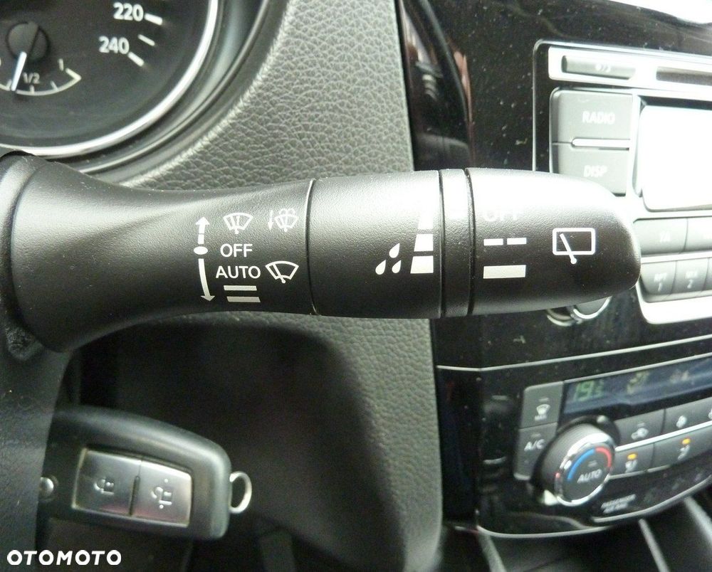 Nissan Qashqai - 30