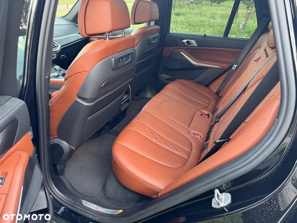 BMW X5 xDrive45e - 10