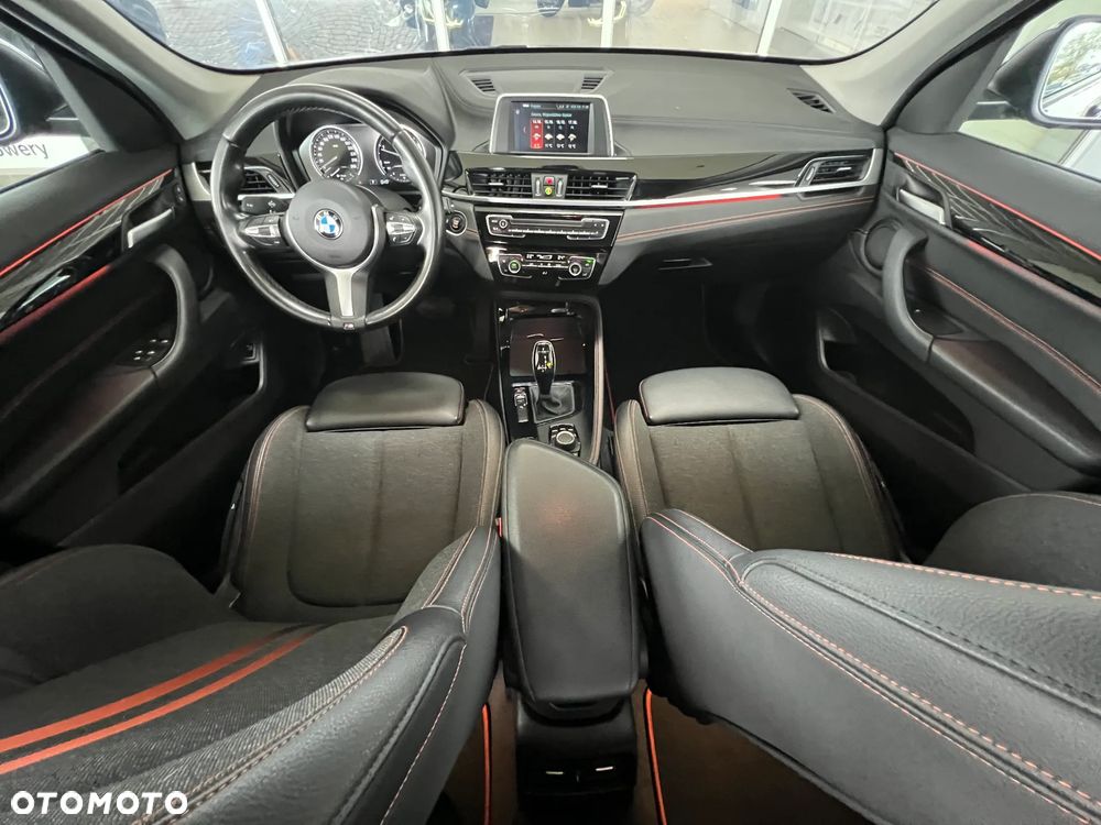 BMW X1 sDrive18d Advantage - 11