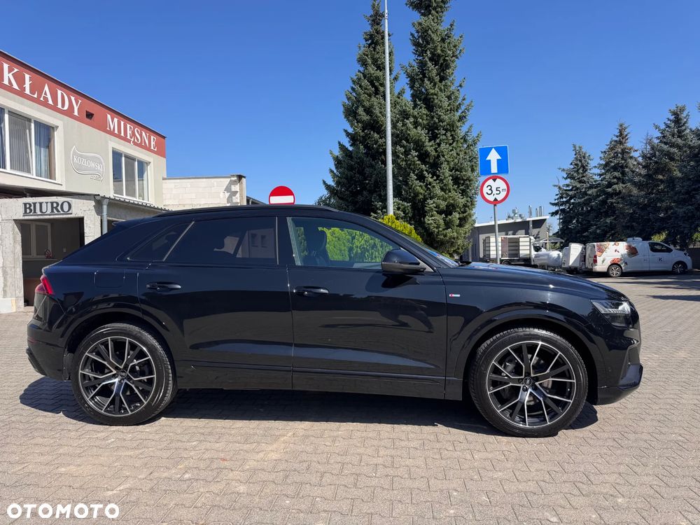 Audi Q8 2023 photo 4