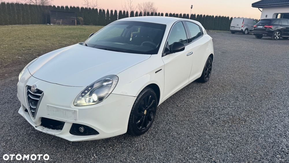 Alfa Romeo Giulietta 1.6 JTDM 16V Sport - 2