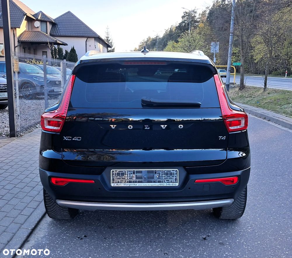 Volvo XC 40 T4 Momentum - 34