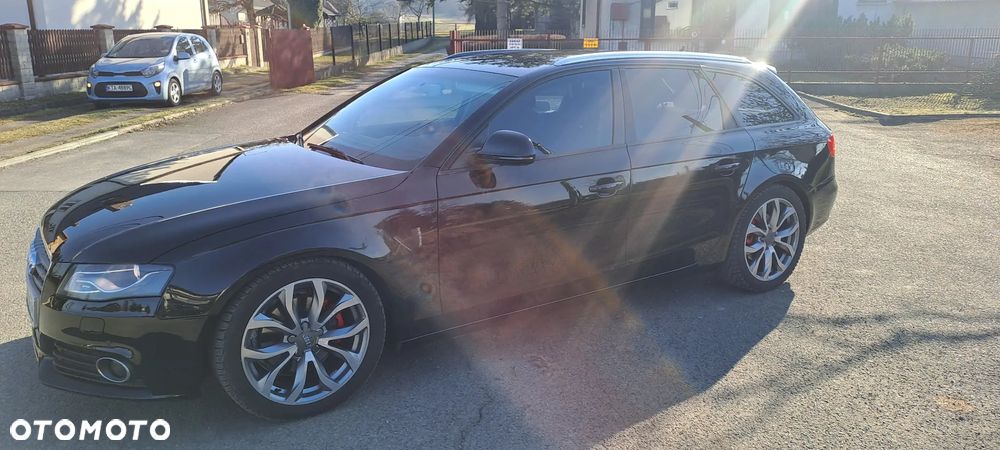 Audi A4 Avant 2.0 TDI - 10