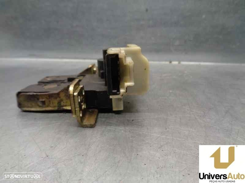 FECHADURA MALA / PORTA TRASEIRA RENAULT SCÉNIC I LIMUSINA 2001 -7700354329B - 2