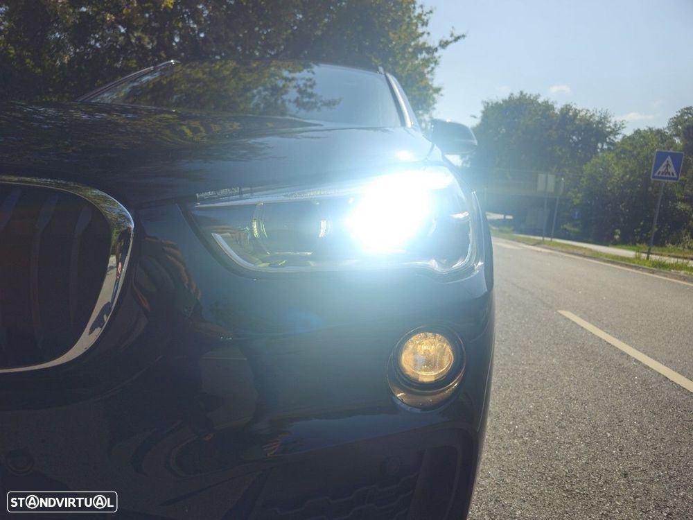 BMW X1 25 d xDrive Pack M - 6