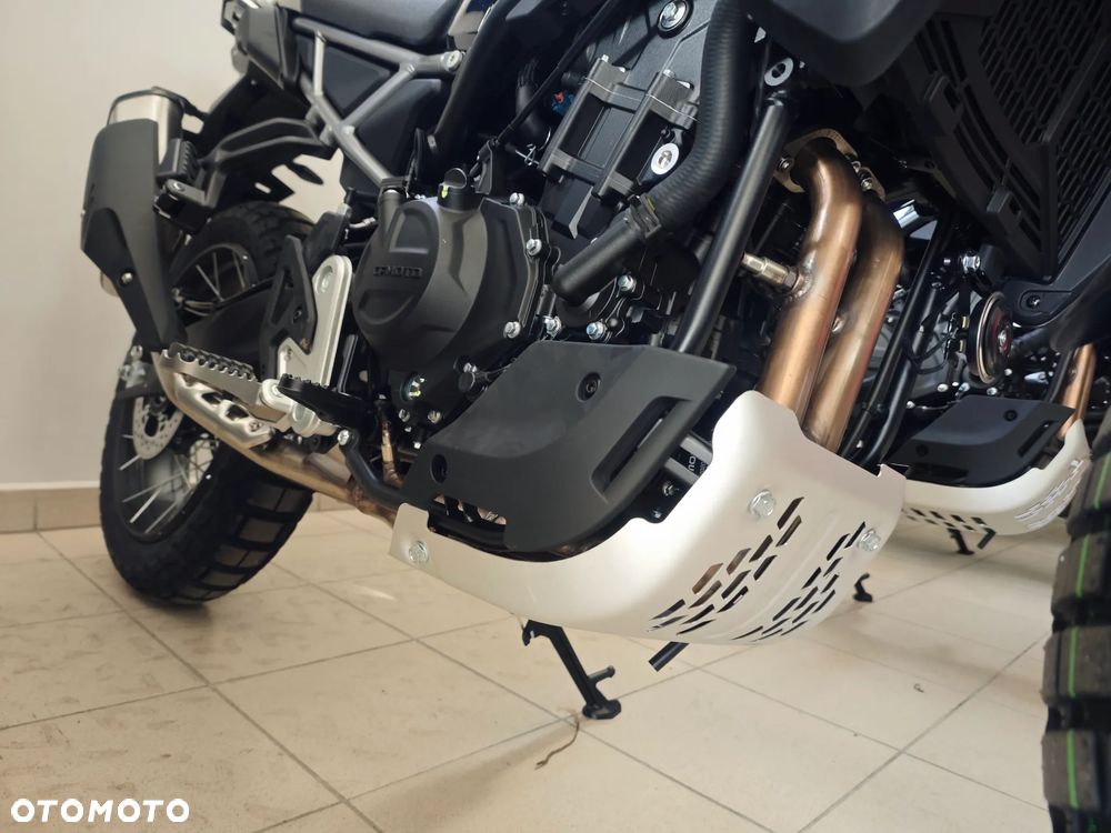 CFMoto 450MT - 18