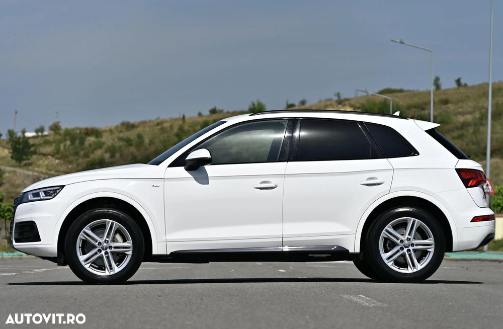 Audi Q5 2.0 40 TDI quattro S tronic Design - 4