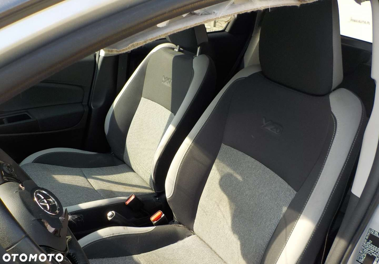 Toyota Yaris - 21