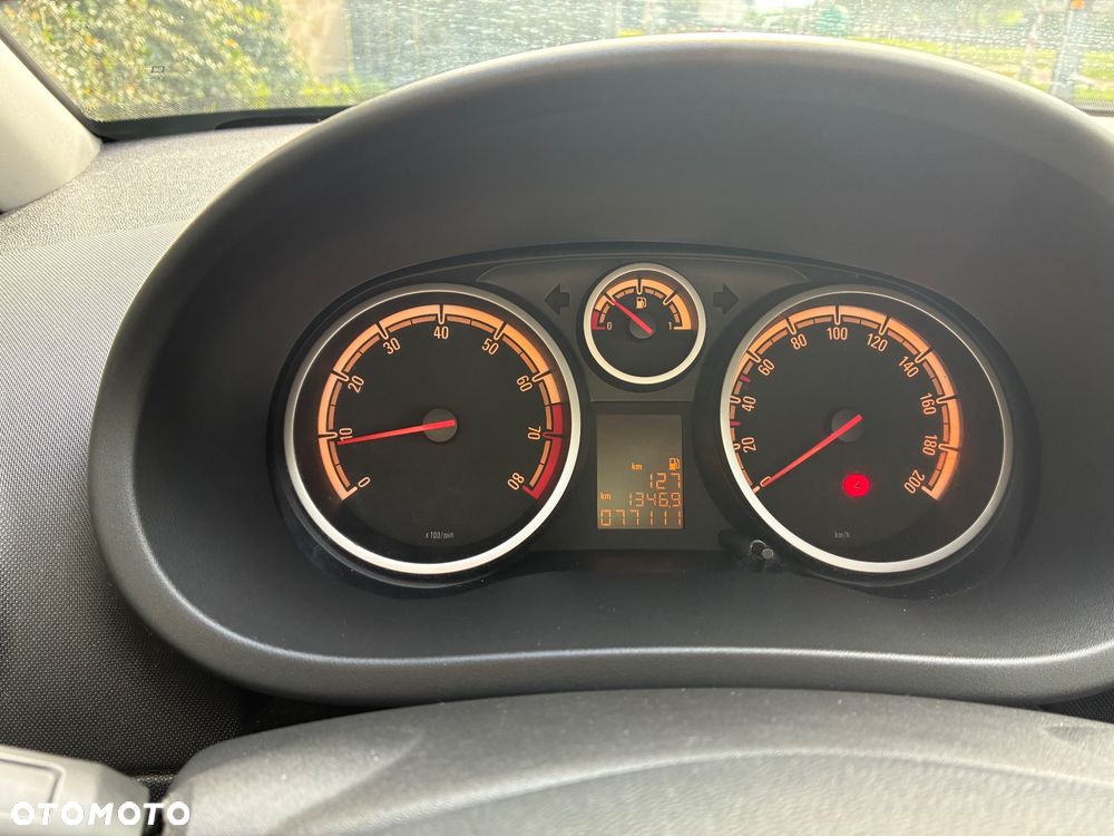Opel Corsa - 6
