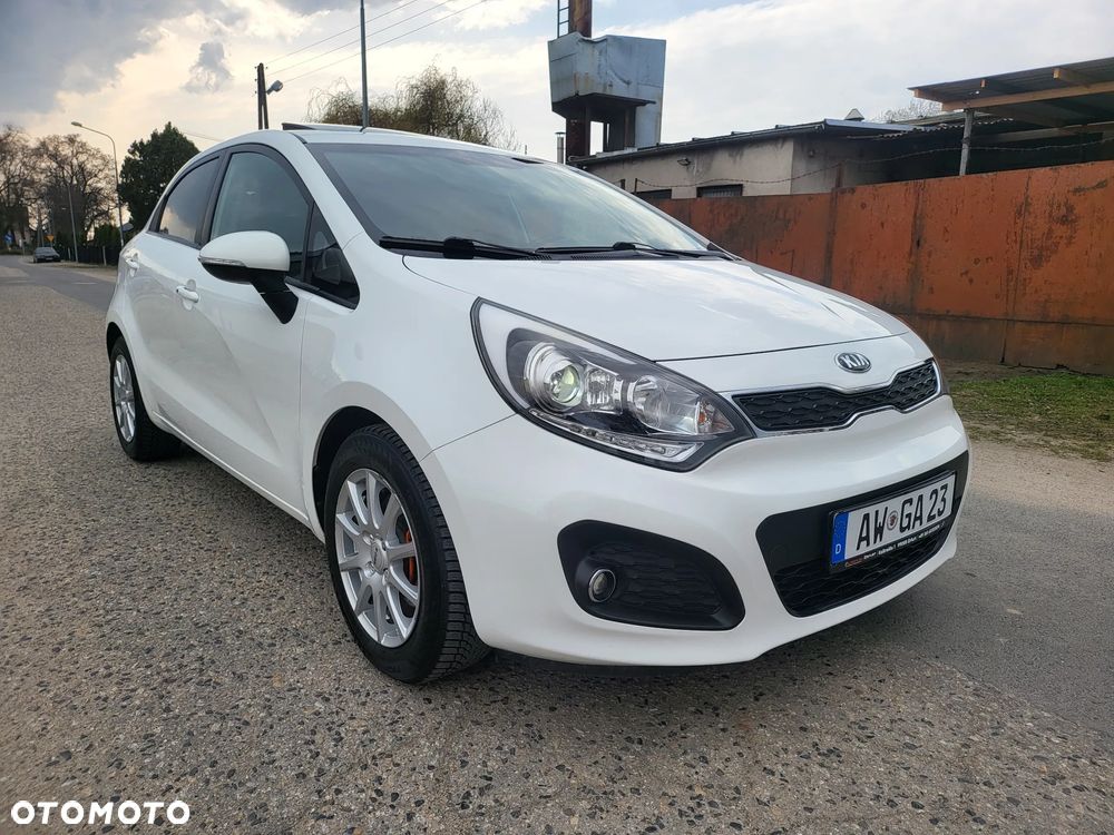 Kia Rio 1.4 CRDI Platinum Edition - 1