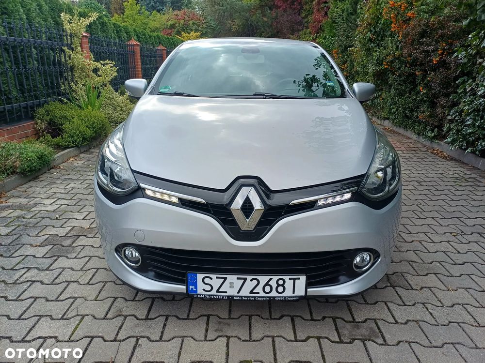Renault Clio 1.2 16V 75 TomTom Edition - 10