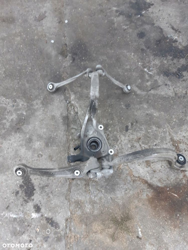 AUDI A6 C7 LIFT ZWROTNICA PRAWA PRZEDNIA PRAWY PRZÓD WAHACZE 4G0407242D - 10