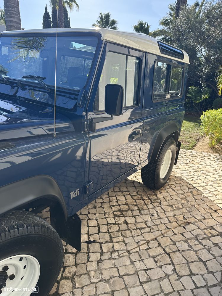 Land Rover Defender 90 2.5 TDi Metal Top - 16