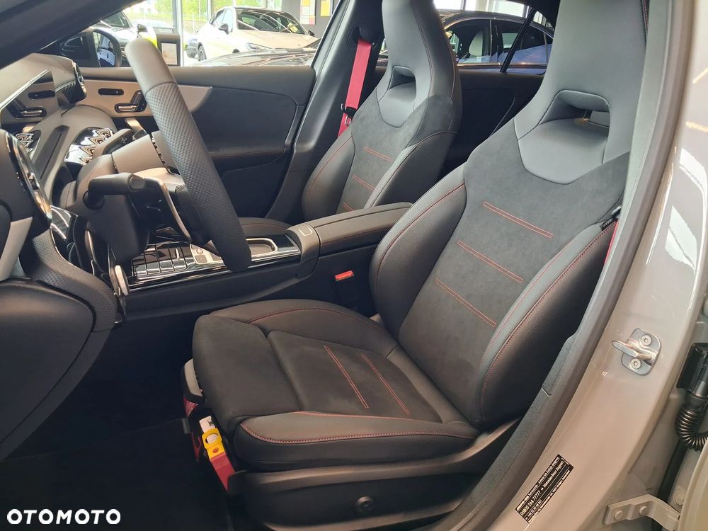 Mercedes-Benz Klasa A 45 S AMG 4-Matic 8G-DCT - 9
