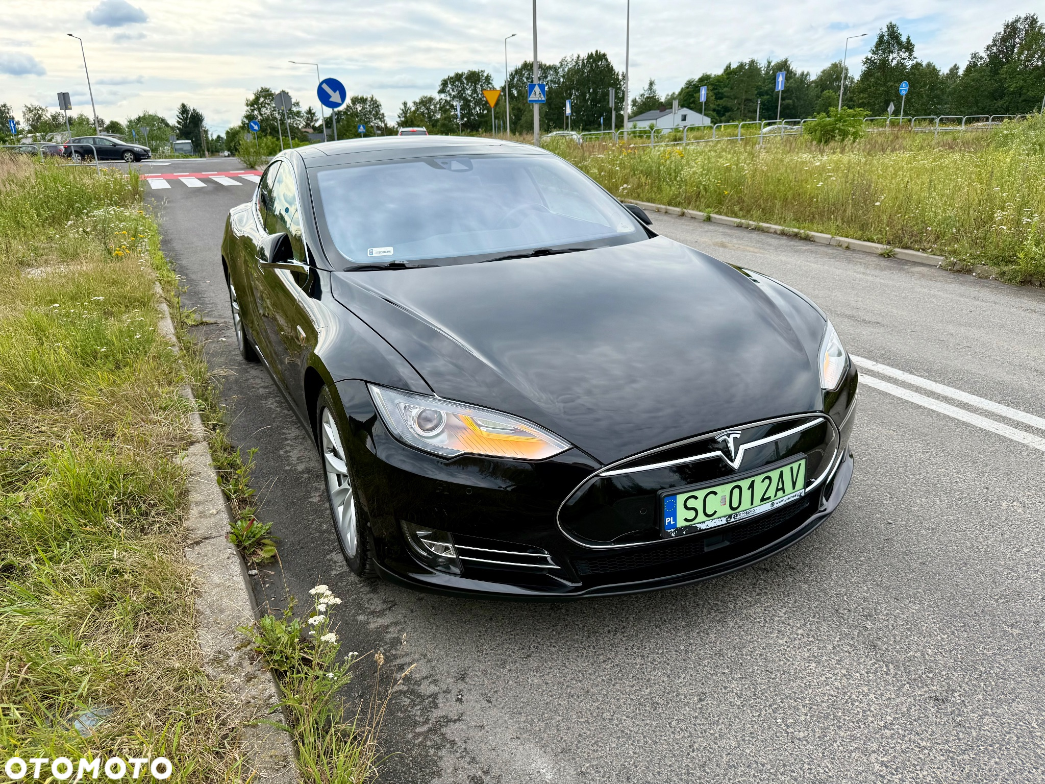 Tesla Model S 85 D - 2