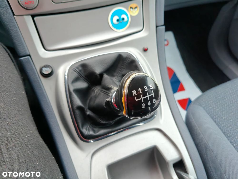 Ford Galaxy 2.0 TDCi Ghia - 27