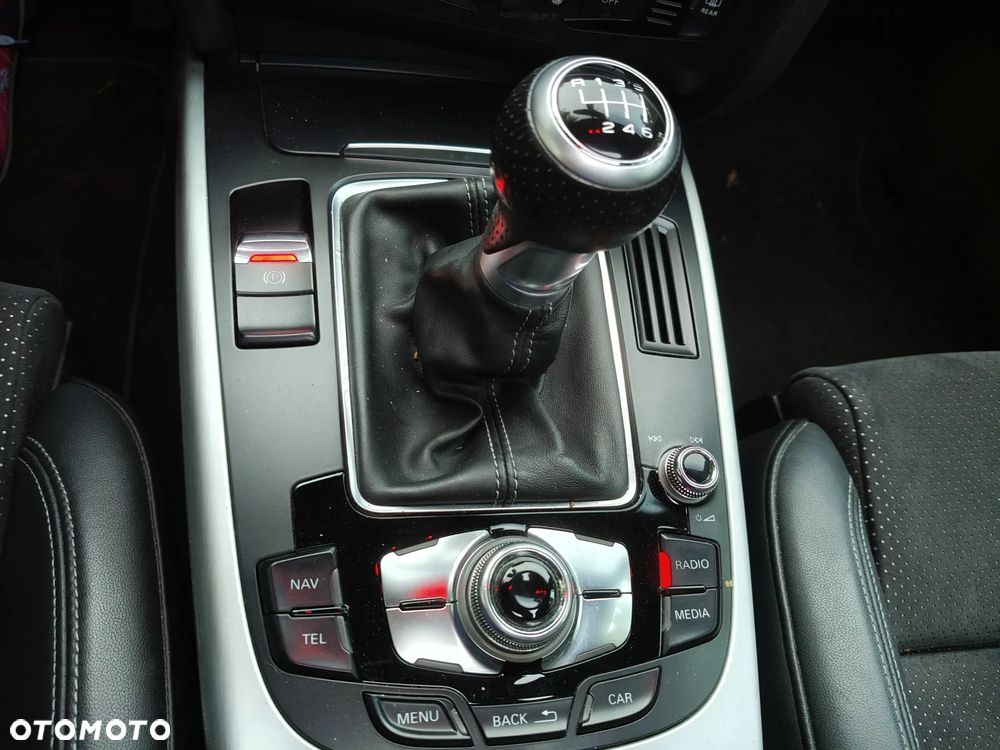 Audi A4 ver-2-0-tfsi-quattro - 27