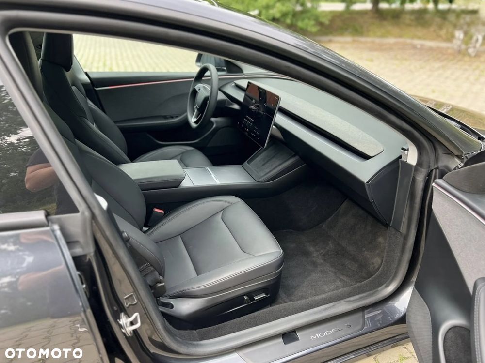 Tesla Model 3 Langstreckenbatterie Allradantrieb Dual Motor - 10