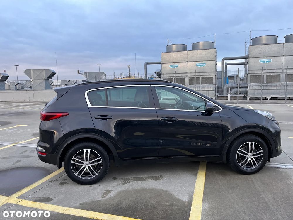 Kia Sportage 1.6 T-GDI Black Edition 2WD DCT - 4