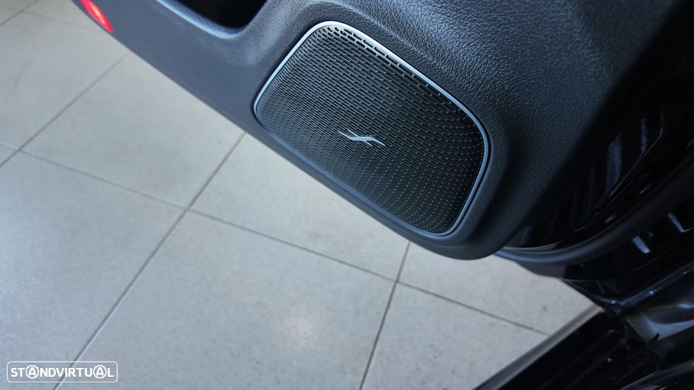 Mercedes-Benz CLA 45 AMG S 4Matic+ Speedshift 8G-DCT Line Premium - 38